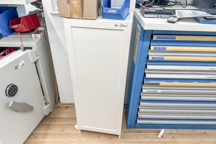 Schrank
